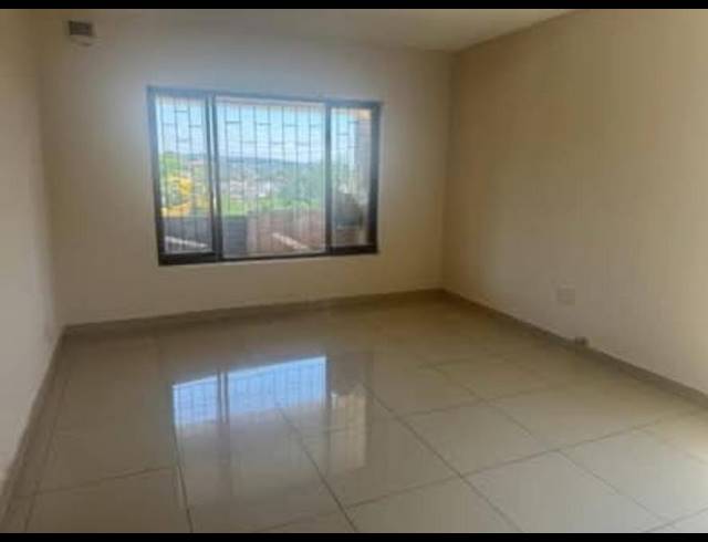 4 BEDROOM PROPERTY TO RENT IN RESERVOIR HILLS